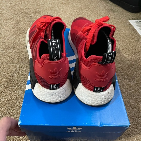 Adidas NMD R1 Geometric Red Camo - Picture 2 of 4